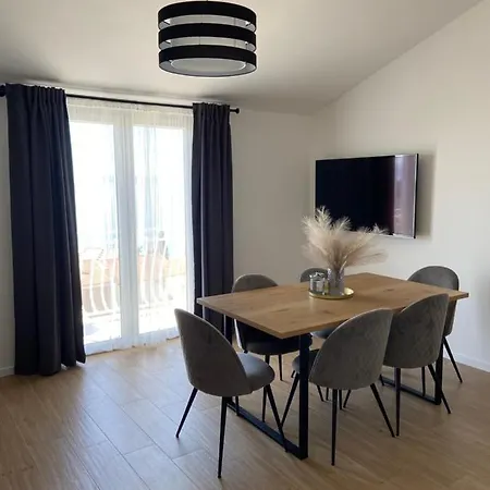 Apartmani Jolanda Podgora Exterior photo