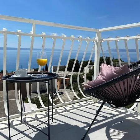 Apartmani Jolanda Podgora Exterior photo