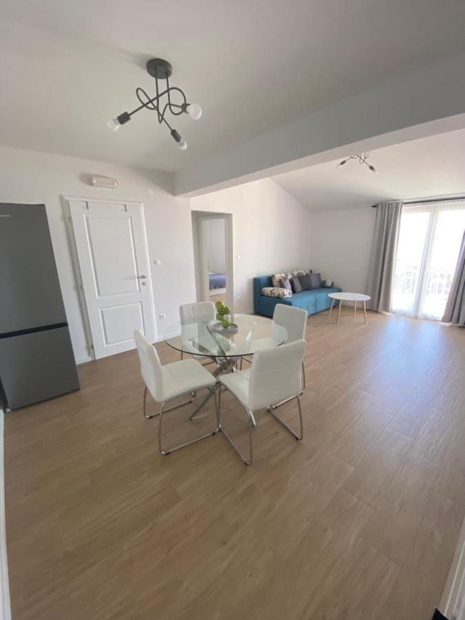 Jolanda Apartment Podgora