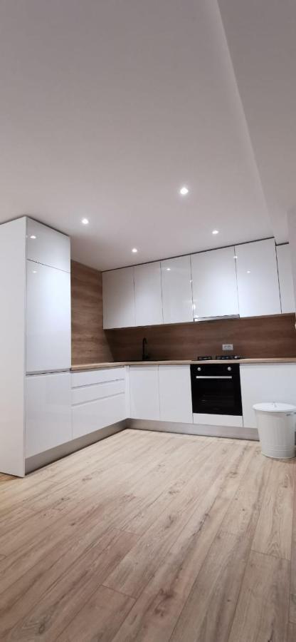 Jolanda Apartment *